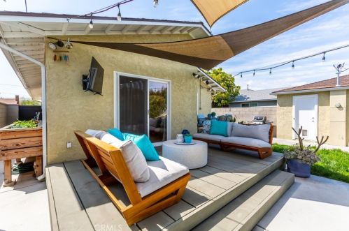 3132 Heather Rd, Long Beach CA  90808-2519 exterior