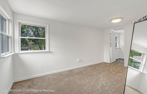 243 Crestview Dr, Middletown NJ  07748-3604 exterior