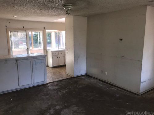 8685 Longwood St, San Diego, CA 92126-3653