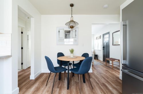 2221 Lincoln Ave, San Diego CA  92104-2412 exterior