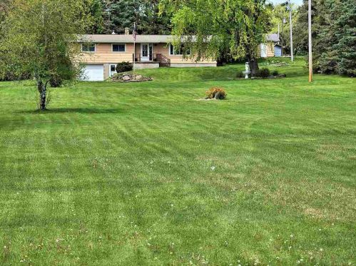 26411 Grant Ave, Tomah, WI 54660-5107