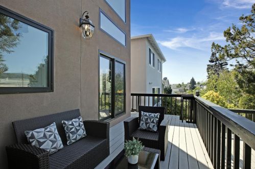 549 Acacia Ave, San Bruno CA  94066-4221 exterior