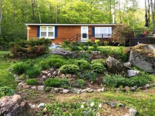143 Green Mountain Rd, Waterbury, VT 05676-9225