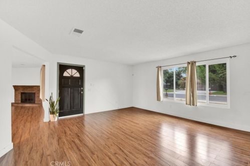 762 Peach St, San Jacinto CA  92583-2804 exterior