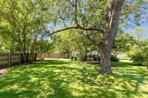 8408 White Oak Ave, Hammond IN  46321-1923 exterior