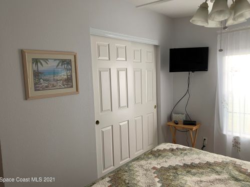 112 Scenic Dr, Cocoa FL 32926-2574 exterior