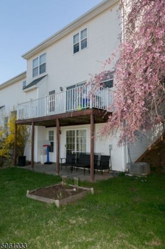 304 Enclave Ln, Bedminster, NJ 07921-1916