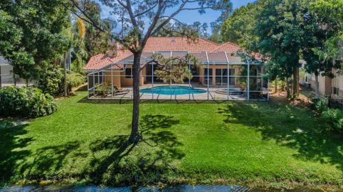 1340 Preservation Way, Oldsmar FL  34677-4824 exterior