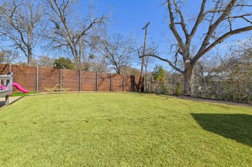 1201 Hutto Rd, Georgetown TX 78626-6101 exterior