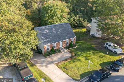 14397 Surrydale Dr, Woodbridge VA  22193-3470 exterior