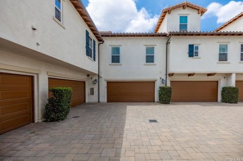 766 Olive St, Anaheim CA  92805-2733 exterior