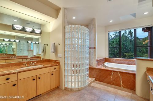 70 Calle Irena, Sedona AZ 86336-4769 exterior