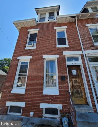 222 Knox St, Norristown, PA 19401-4523