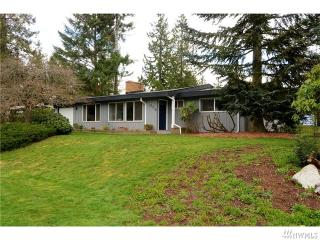 356 202nd St, Seattle WA  98177-2018 exterior