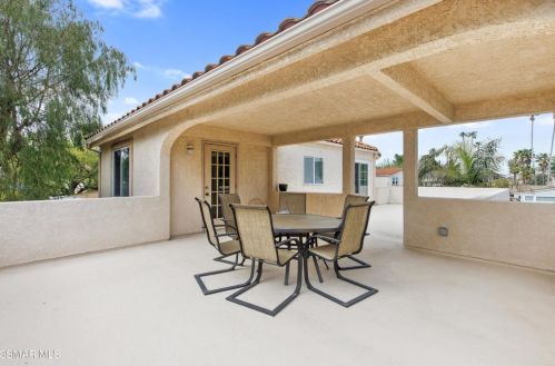 142 Pueblo Ln, Topanga CA  exterior