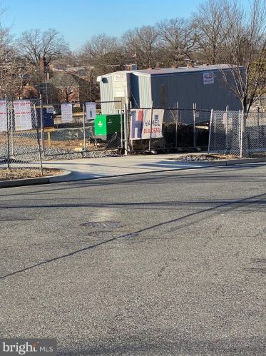 4908 A St, Washington DC  20003-1521 exterior