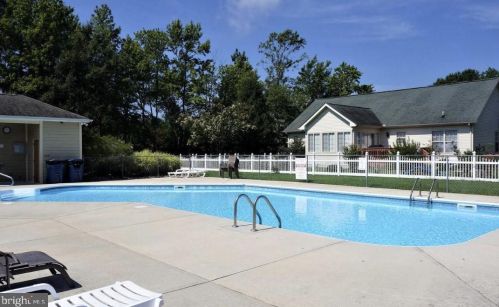 13 Neptune Dr, Frankford, DE 19945-9638