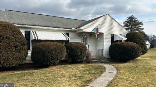 59 Prince St, Shraders, PA 17084-8951