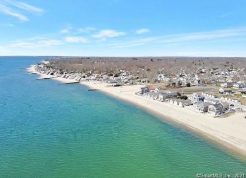 23 Columbus Ave, Lyme, CT 06371-2419