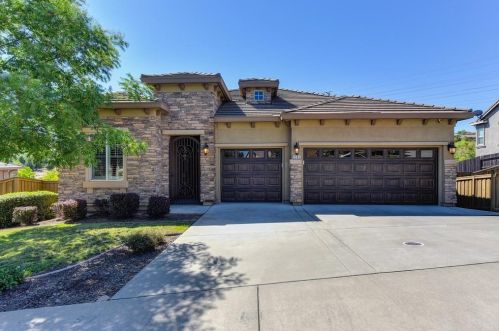 2141 Buljan Dr, Folsom, CA 95630-6196