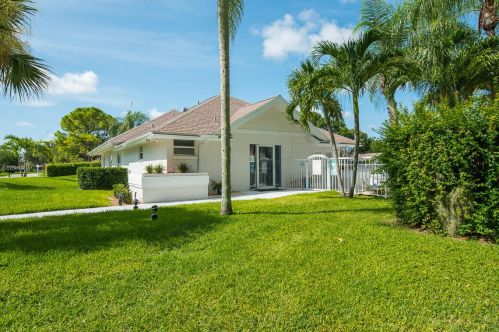 7736 Mansfield Hollow Rd, Delray Beach, FL 33446-3374