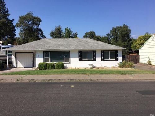 789 Mendocino Dr, Ukiah, CA 95482-5607