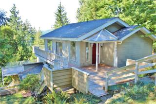 106 Grand View Ln, Bellingham, WA 98229-2766