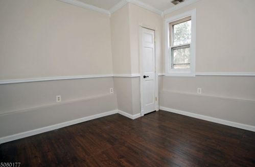 35 Old Smalleytown Rd, Warren NJ  07059-5438 exterior
