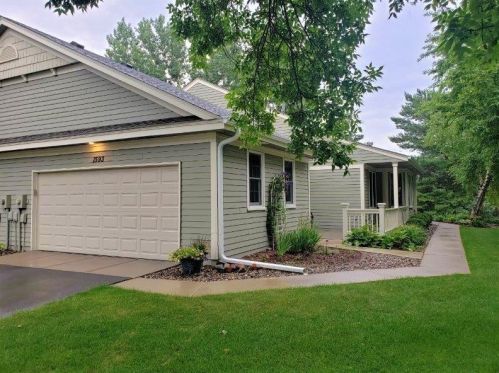 1593 Glenbeigh Pl, Saint Paul, MN 55125-3375