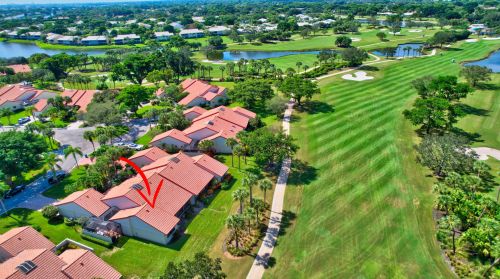 9 Windsor Ln, Boynton Beach FL  33436-6063 exterior