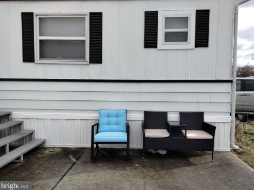 4 Oak Dr, Erial NJ  08081-1808 exterior