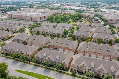 644 Greenville Ave, Richardson TX  75081-4111 exterior