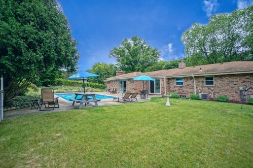 627 Criglas Rd, Wales, WI 53183-9787