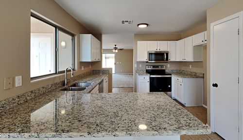 41517 Ranch Dr, San Tan Valley, AZ 85140-3204