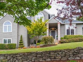 13733 Charleston Ln, Portland, OR 97224-1564