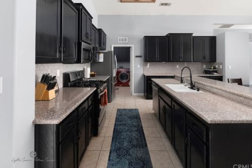 11802 Damask St, Bakersfield CA 93312-5776 exterior