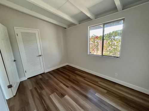 702 Lakebird Dr, Sunnyvale CA  94089-2530 exterior
