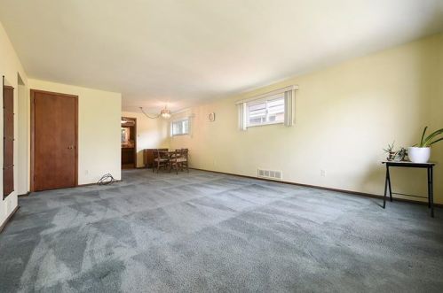 3959 Boulevard Dr, Pittsburgh PA  15217-2619 exterior