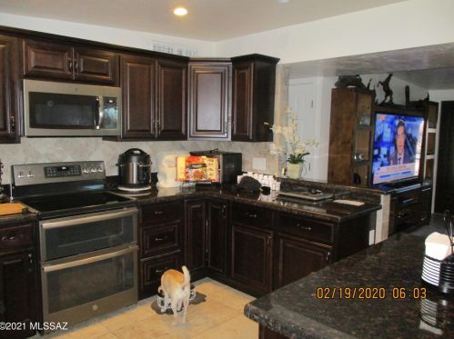 4860 Prudence Rd, Tucson AZ 85730-4318 exterior