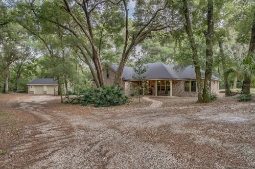 2190 Lauren Ln, Deland, FL 32720-7958