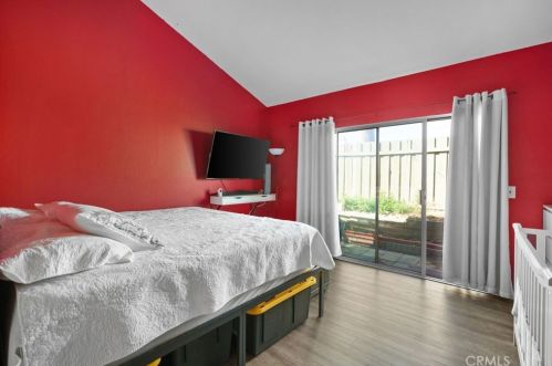 687 Parkview Dr, Lake Elsinore CA  92530-7072 exterior