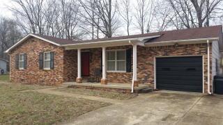 1416 Valleywood Dr, Paris, TN 38242-9269