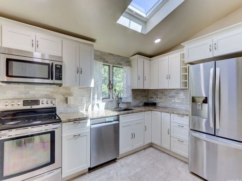 203 6th Ave, Holtsville NY  11742-2341 exterior