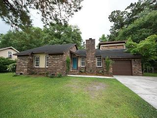 410 Chessington Cir, Summerville, SC 29485-5653