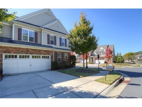 7104 Maricopa Rd, Charlotte, NC 28277-3577
