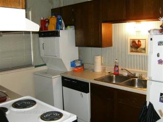 1417 Leavenworth St, Manhattan KS  66502-4160 exterior