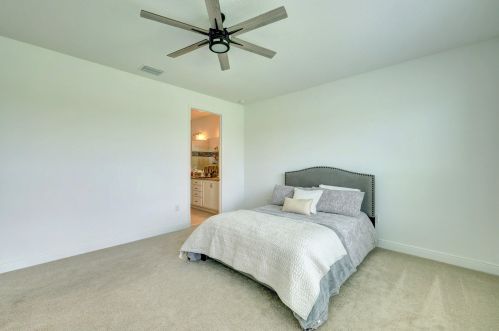 9516 Royal Poinciana Dr, Port Saint Lucie FL  34987-2506 exterior