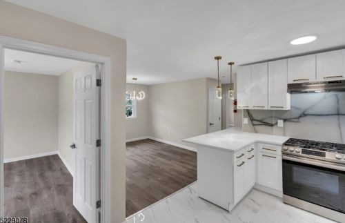 87 Melville Pl, Irvington NJ  07111-3048 exterior