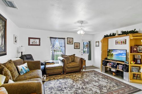 1842 Oxmoor Ct, Fort Pierce, FL 34952-8832