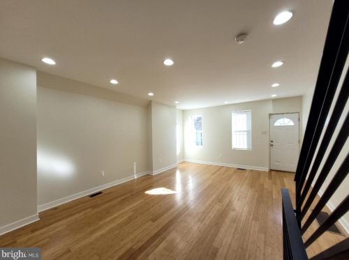 1725 Manton St, Philadelphia PA  19146-3017 exterior